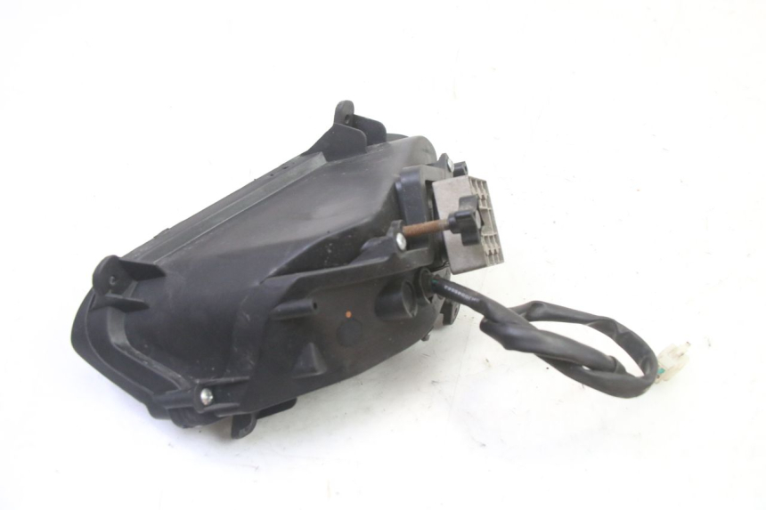 photo de FARO DELANTERO DERECHA ORCAL CAVARO 4T 50 (2019 - 2023) - Primer plano técnico