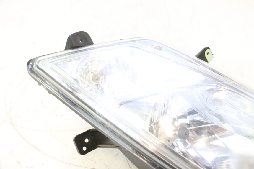 photo de FARO DELANTERO DERECHA PEUGEOT CITYSTAR 2T 50 (2018 - 2021) - Detalle de la pieza
