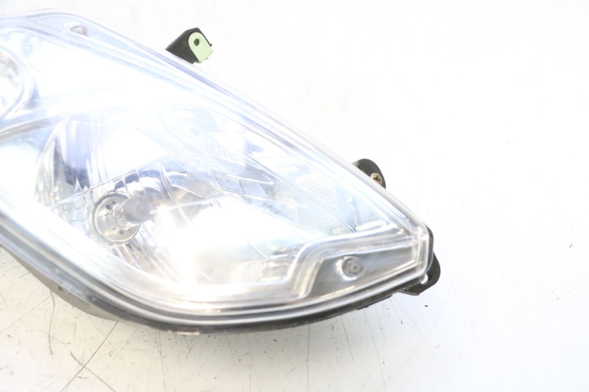 photo de FARO DELANTERO DERECHA PEUGEOT CITYSTAR 2T 50 (2018 - 2021) - Zoom estado de uso
