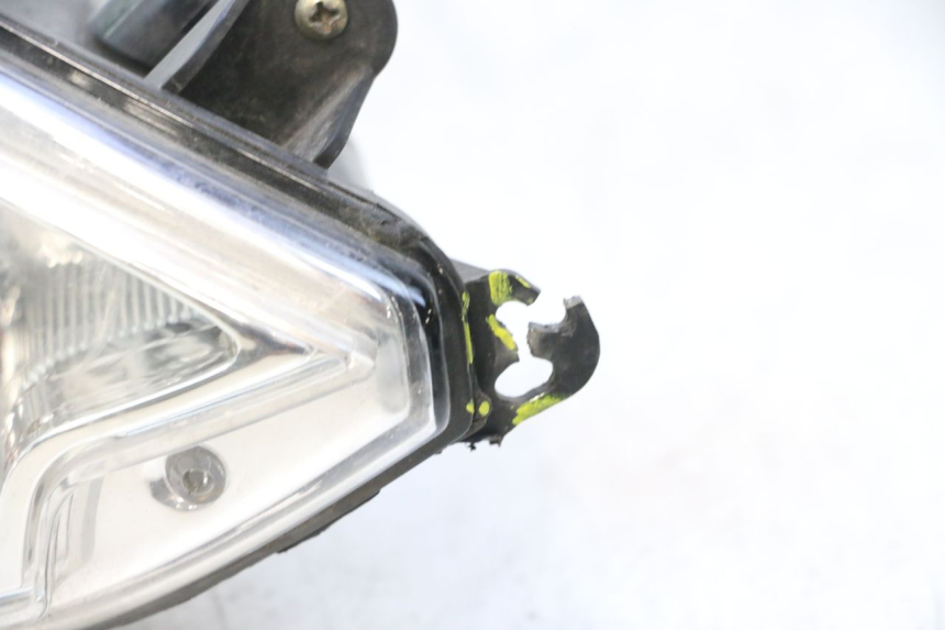photo de FARO DELANTERO DERECHA PEUGEOT CITYSTAR 2T 50 (2018 - 2021) - Otra perspectiva