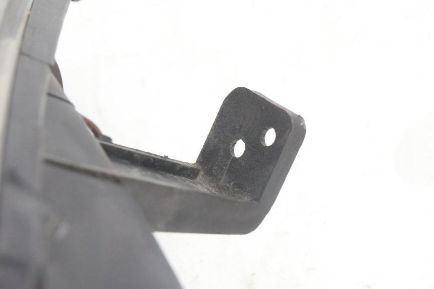 photo de FARO DELANTERO DERECHO PEUGEOT CITYSTAR 125 (2011 - 2017) - Primer plano técnico