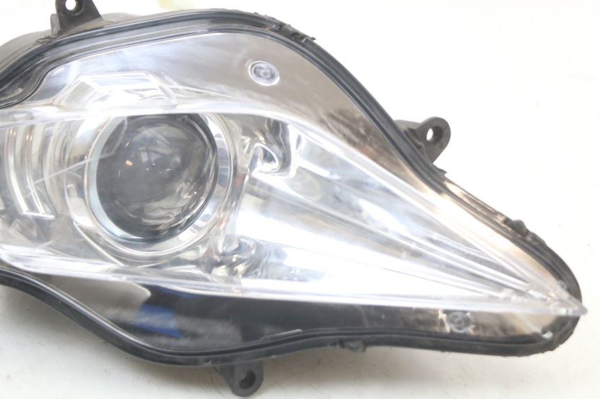 photo de FARO DELANTERO DERECHA PEUGEOT GEOPOLIS RS 125 (2007 - 2009) - Zoom estado de uso