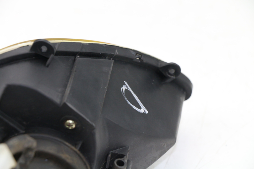 photo de FARO DELANTERO DERECHA LINTEX HT50QT-36 VERONA 50 (2012 - 2017) - Estado de la superficie y material