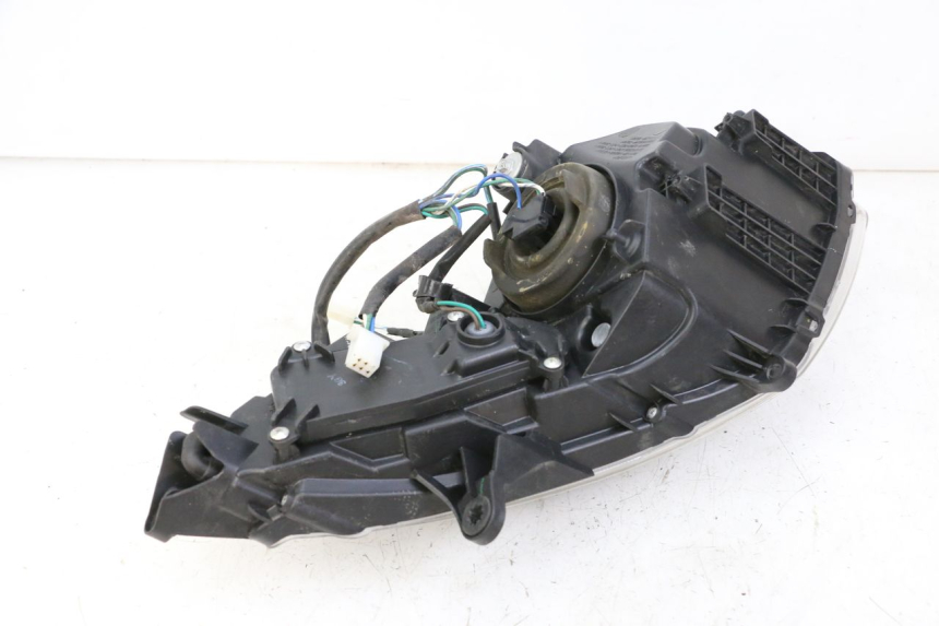 photo de FARO DELANTERO DERECHA SYM JOYMAX 125 (2010 - 2017) - Estado de la superficie y material