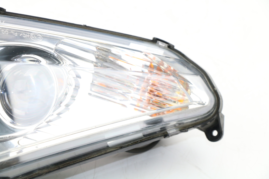 photo de FARO DELANTERO DERECHA PEUGEOT SATELIS COMPRESSOR K15 125 (2006 - 2009) - Vista principal