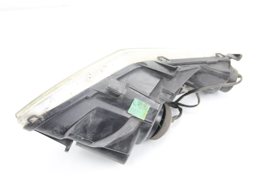 photo de FARO DELANTERO DERECHO PEUGEOT SATELIS 125 (2006 - 2009) - Primer plano técnico