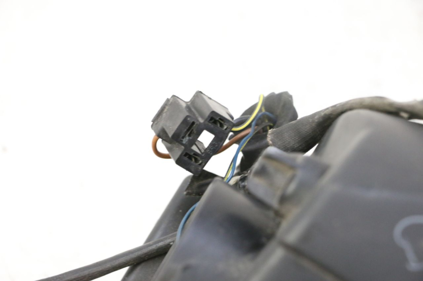 photo de FARO DELANTERO DERECHA PEUGEOT SATELIS 125 (2013 - 2018) - Zoom estado de uso