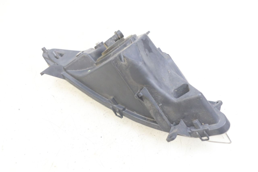 photo de FARO DELANTERO DERECHO PEUGEOT SPEEDFIGHT 3 AIR 50 (2009 - 2015) - Detalles de los puntos de fijación