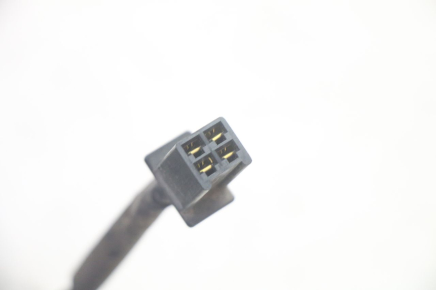 photo de FARO DELANTERO DERECHA YAMAHA TZR 50 (2008 - 2016) - Primer plano técnico