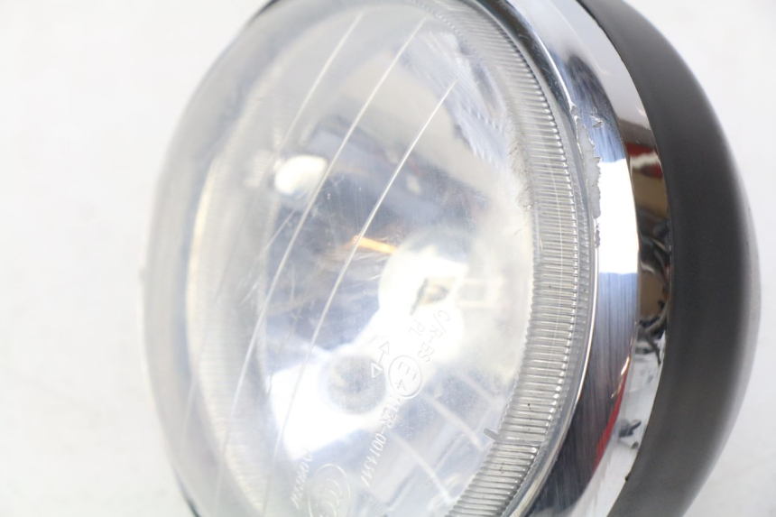 photo de FARO DELANTERO EFUN E2GO 1 (2017 - 2021) - Detalles de los puntos de fijación