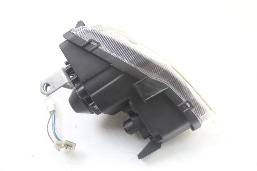 photo de FARO DELANTERO EBROH BRAVO GLE 1 (2020 - 2024) - Primer plano técnico