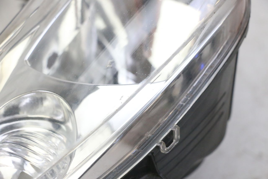 photo de FARO DELANTERO PEUGEOT ELYSTAR 125 (2002 - 2007) - Recambio usado revisado