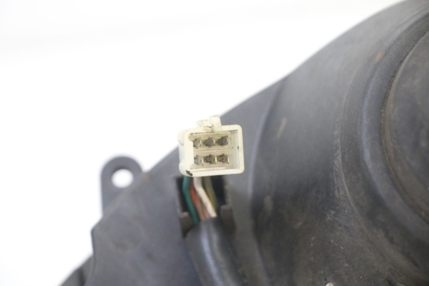 photo de FARO DELANTERO PEUGEOT ELYSTAR 50 (2002 - 2014) - Estado de la superficie y material