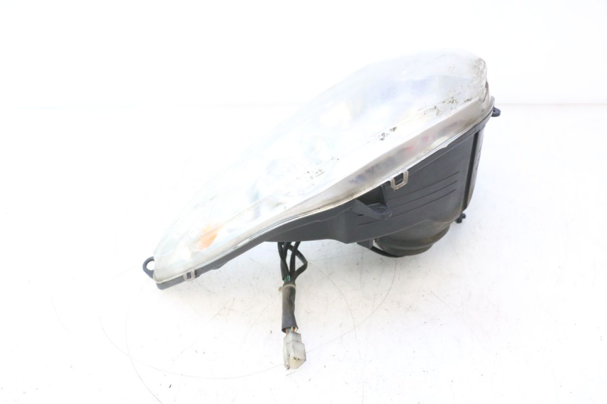 photo de FARO DELANTERO PEUGEOT ELYSTAR 50 (2002 - 2014) - Estado de la superficie y material