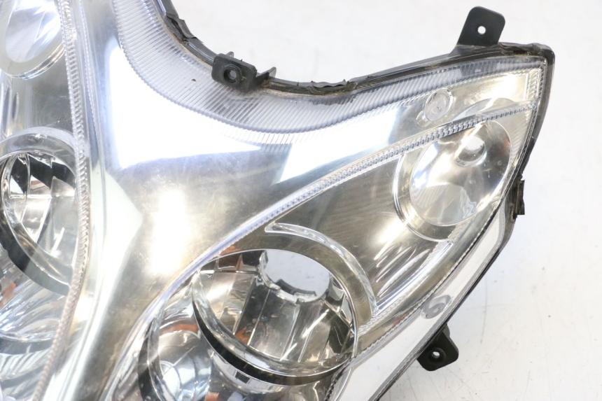 photo de FARO DELANTERO KEEWAY F-ACT FACT EVO 50 (2020 - 2026) - Estado de la superficie y material