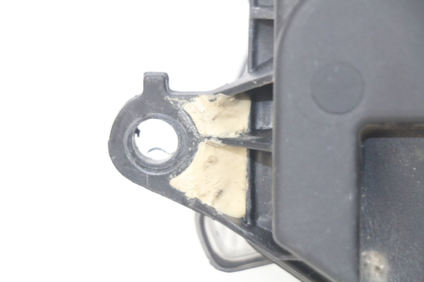 photo de FARO DELANTERO HONDA FES PANTHEON 2T 125 (1998 - 2002) - Estado de la superficie y material