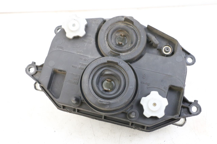 photo de FARO DELANTERO HONDA FES PANTHEON 2T 125 (1998 - 2002) - Zoom estado de uso