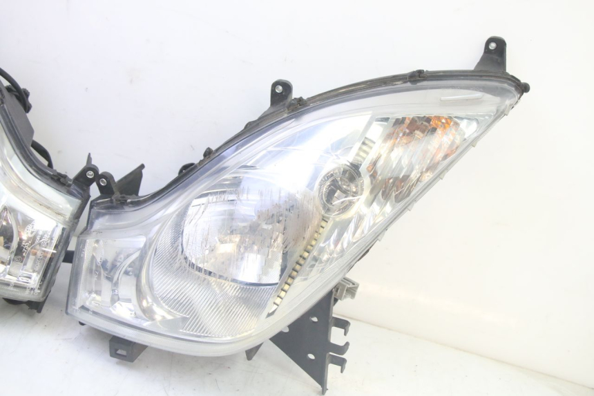 photo de FARO DELANTERO HONDA FES S-WING SWING ABS 125 (2007 - 2015) - Zoom estado de uso