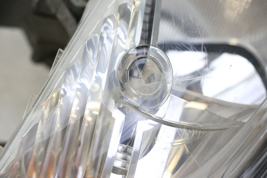 photo de FARO DELANTERO HONDA FES S-WING SWING ABS 125 (2007 - 2015) - Recambio usado revisado