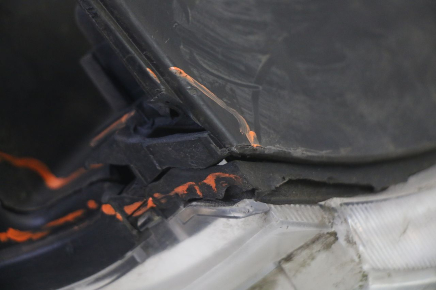 photo de FARO DELANTERO HONDA FES S-WING SWING ABS 125 (2007 - 2015) - Marcados y referencias originales