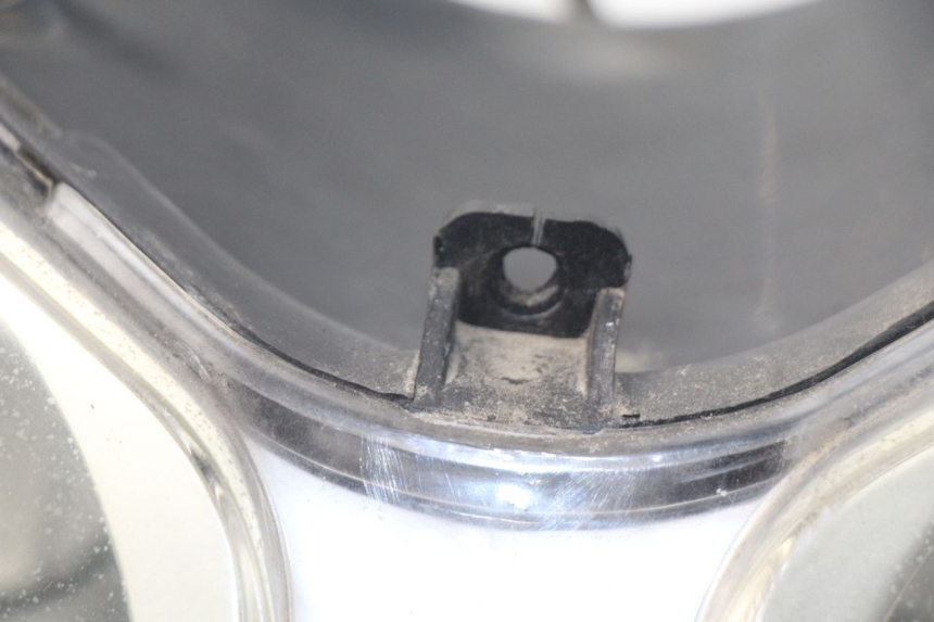 photo de FARO DELANTERO LINTEX FEVER 2T 50 (2009 - 2022) - Estado de la superficie y material