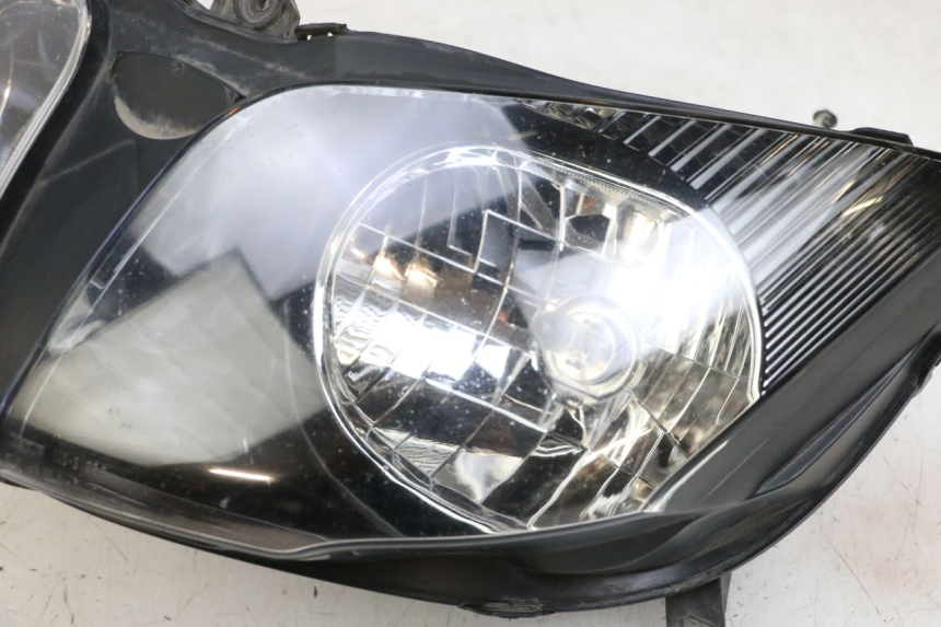 photo de FARO DELANTERO YAMAHA FJR ABS 1300 (2006 - 2012) - Detalle de la pieza