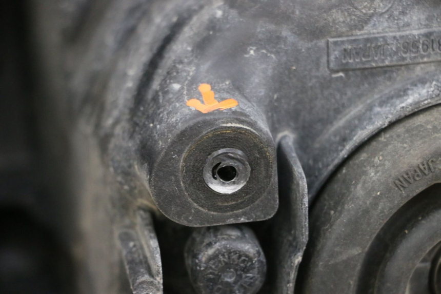 photo de FARO DELANTERO YAMAHA FJR ABS 1300 (2006 - 2012) - Primer plano de alta resolución