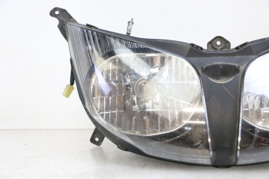 photo de FARO DELANTERO YAMAHA FJR ABS 1300 (2006 - 2012) - Estado de la superficie y material