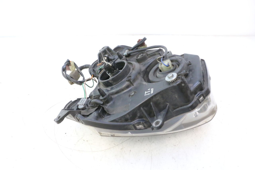 photo de FARO DELANTERO HONDA FJS SILVER WING SILVERWING 400 (2005 - 2008) - Enfoque en la estructura