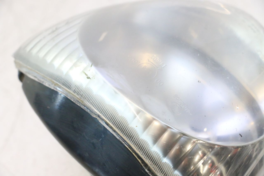 photo de FARO DELANTERO PIAGGIO FLY 2T 50 (2004 - 2017) - Detalles de los puntos de fijación