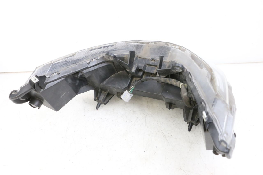 photo de FARO DELANTERO HONDA FORZA 125 (2015 - 2016) - Características distintivas