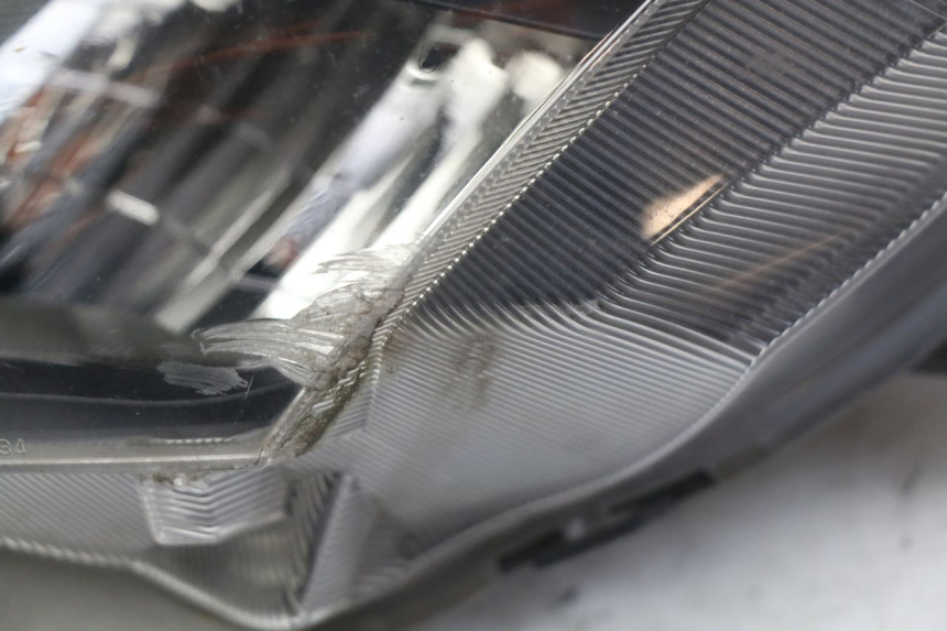 photo de FARO DELANTERO HONDA FORZA 125 (2015 - 2016) - Otra perspectiva