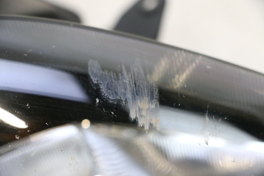 photo de FARO DELANTERO YAMAHA FZ8 800 (2010 - 2016) - Marcados y referencias originales