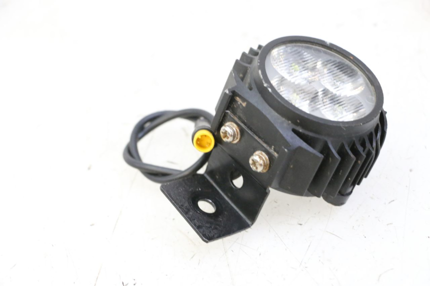 photo de FARO DELANTERO KUKIRIN G2 MASTER 1 - Primer plano técnico