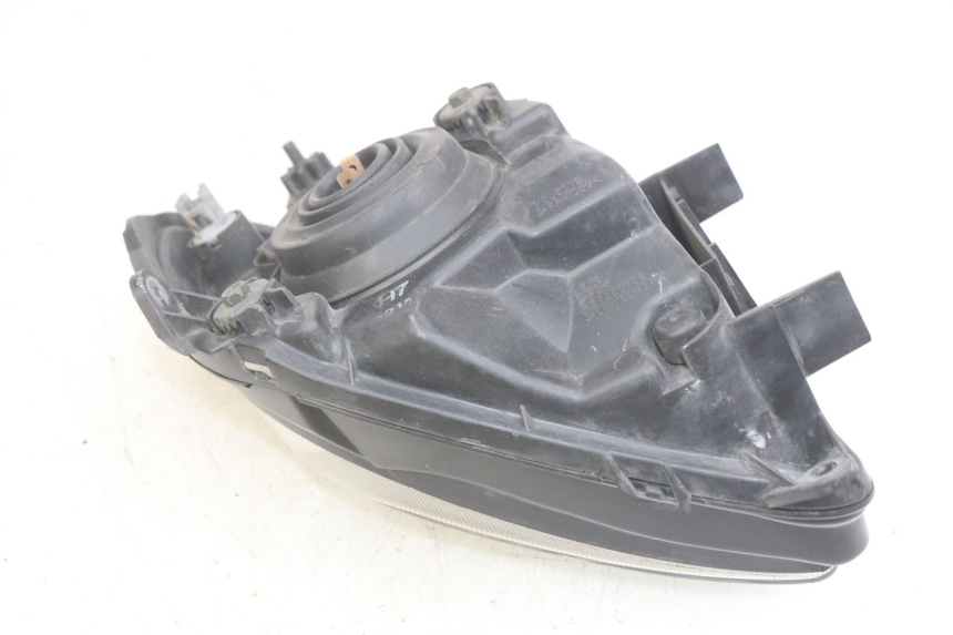 photo de FARO DELANTERO IZQUIERDO SUZUKI BURGMAN 650 (2002 - 2004) - Detalle de la pieza