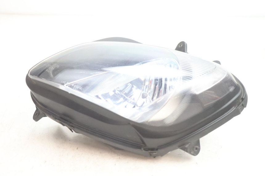 photo de FARO DELANTERO IZQUIERDA SUZUKI BURGMAN EXECUTIVE ABS 650 (2006 - 2012) - Primer plano técnico