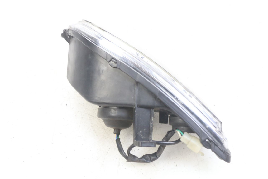 photo de FARO DELANTERO IZQUIERDO PEUGEOT CITYSTAR 2T 50 (2018 - 2021) - Estado de la superficie y material