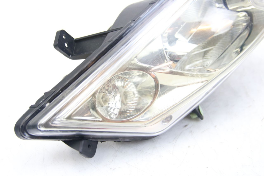 photo de FARO DELANTERO IZQUIERDO PEUGEOT CITYSTAR AIR 125 (2014 - 2017) - Detalle de la pieza
