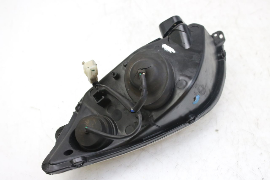 photo de FARO DELANTERO IZQUIERDO PEUGEOT CITYSTAR 50 (2013 - 2017) - Detalle de la pieza