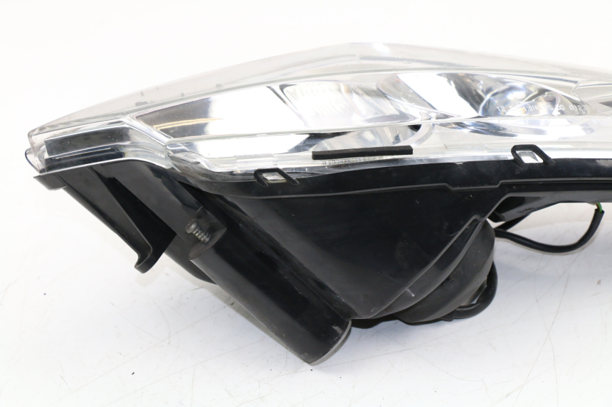 photo de FARO DELANTERO IZQUIERDA PEUGEOT SATELIS COMPRESSOR K15 125 (2006 - 2009) - Zoom calidad de ocasión