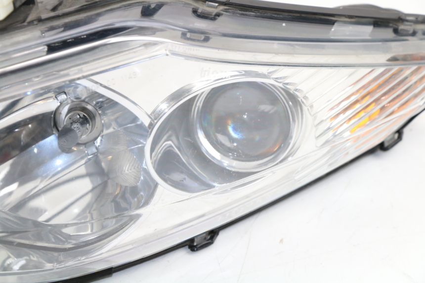 photo de FARO DELANTERO IZQUIERDA PEUGEOT SATELIS COMPRESSOR K15 125 (2006 - 2009) - Recambio usado revisado