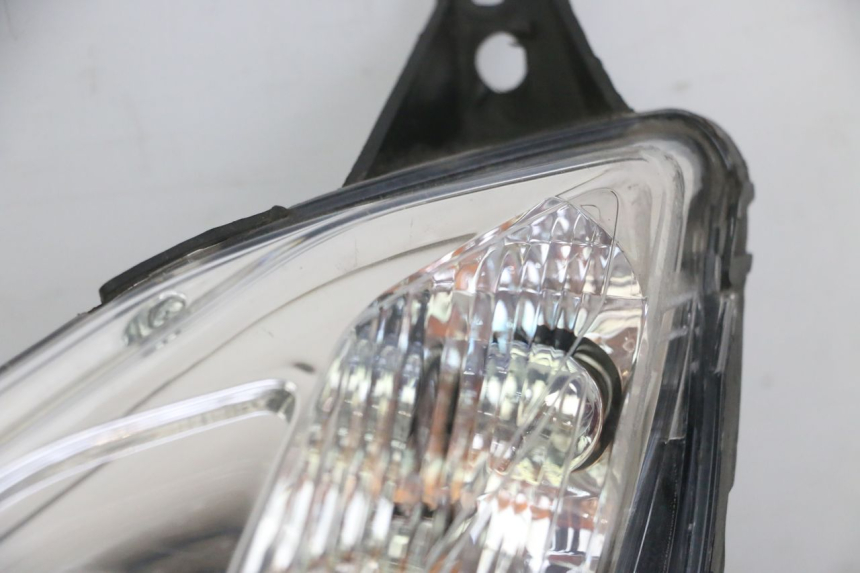 photo de FARO DELANTERO IZQUIERDA PEUGEOT SATELIS 125 (2013 - 2018) - Recambio usado revisado