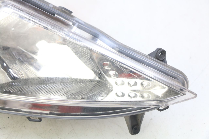 photo de FARO DELANTERO IZQUIERDO PEUGEOT SPEEDFIGHT 3 AIR 50 (2009 - 2015) - Marcados y referencias originales