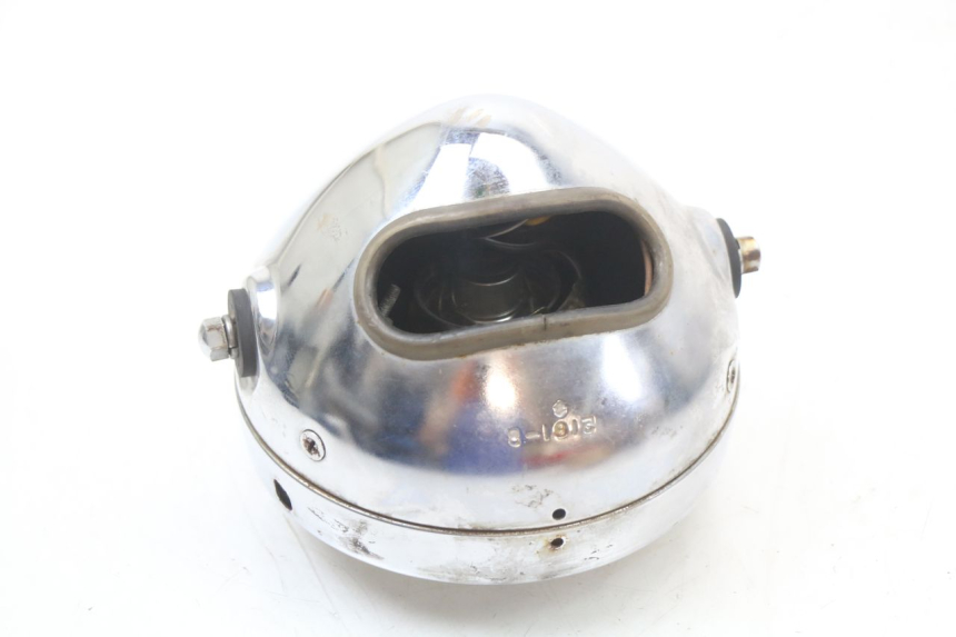 photo de FARO DELANTERO SUZUKI GN 125 (1997 - 2000) - Primer plano técnico