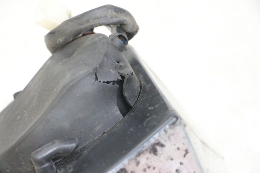 photo de FARO DELANTERO GOES WIKI 125 (2010 - 2015) - Primer plano técnico