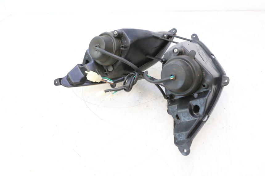 photo de FARO DELANTERO VASTRO GP 2T 50 (2013 - 2017) - Detalle de la pieza