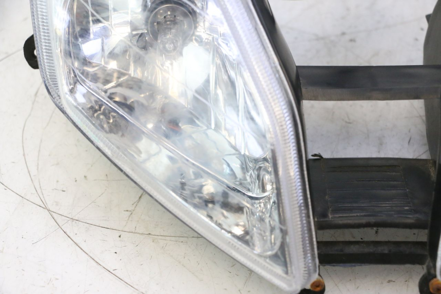 photo de FARO DELANTERO VASTRO GP 2T 50 (2013 - 2017) - Otra vista del artículo