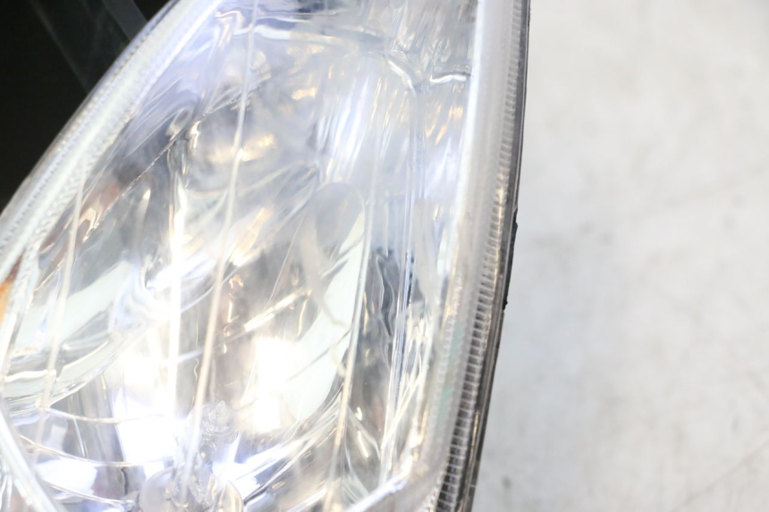 photo de FARO DELANTERO VASTRO GP 2T 50 (2013 - 2017) - Recambio usado revisado