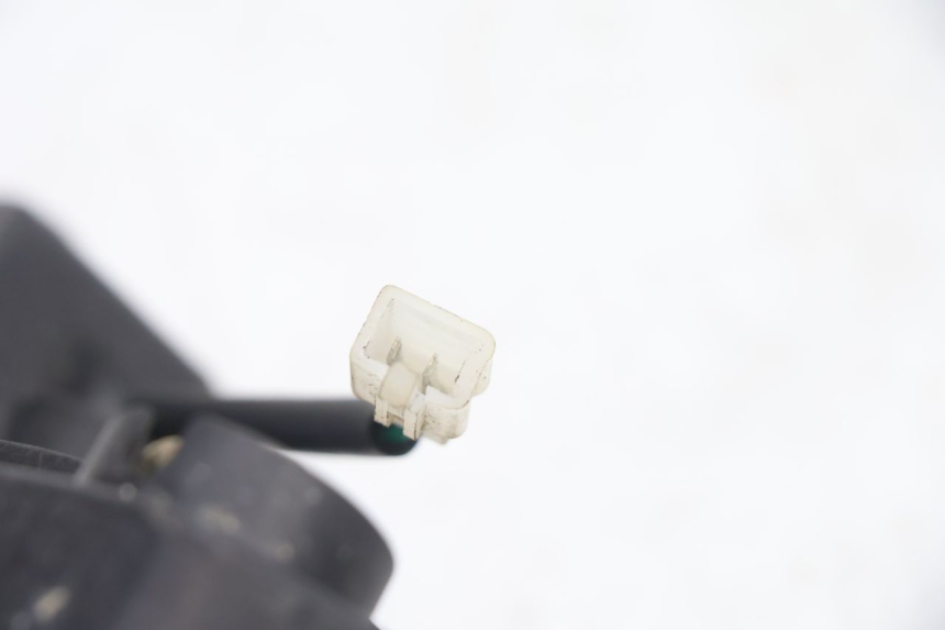 photo de FARO DELANTERO TNT MOTOR GRIDO 2T 50 (2010 - 2019) - Estado de la superficie y material