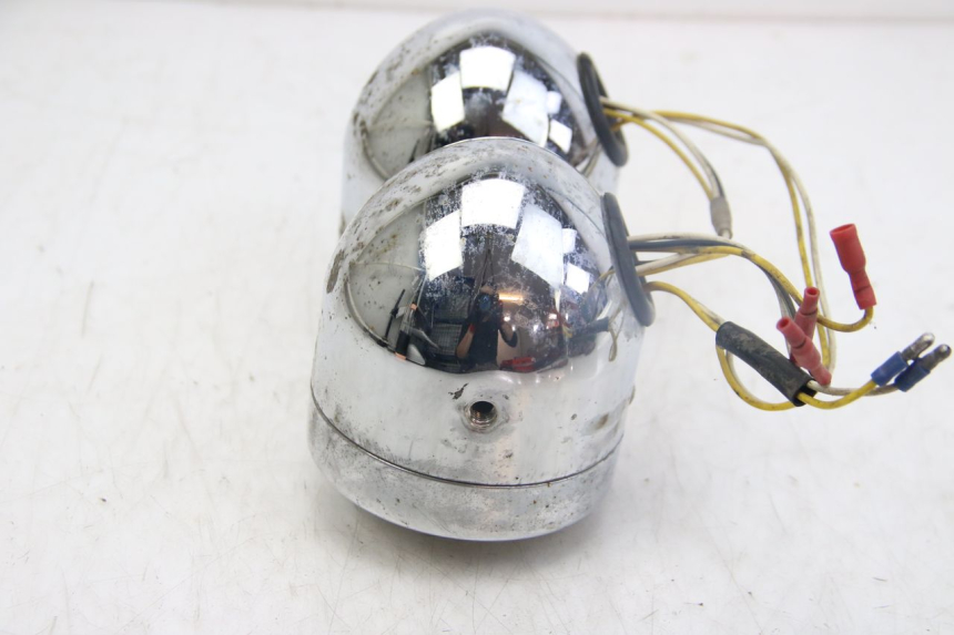 photo de FARO DELANTERO SUZUKI GSX-F GSX  F 1100 (1988 - 1994) - Zoom estado de uso